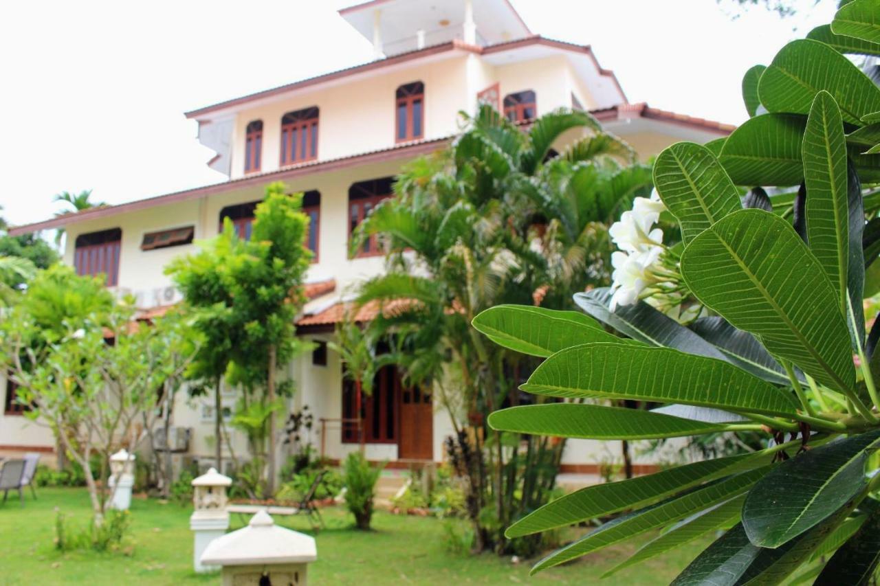 Brodie Rawai Resort Nai Harn Eksteriør billede